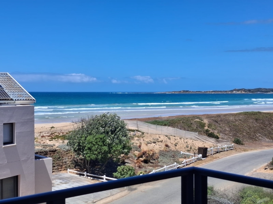 4 Bedroom Property for Sale in Stilbaai Oos Western Cape